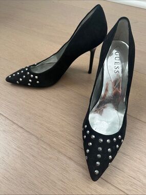 GUESS Black Suede Pointed-Toe Stiletto Pumps with Silver Studs
